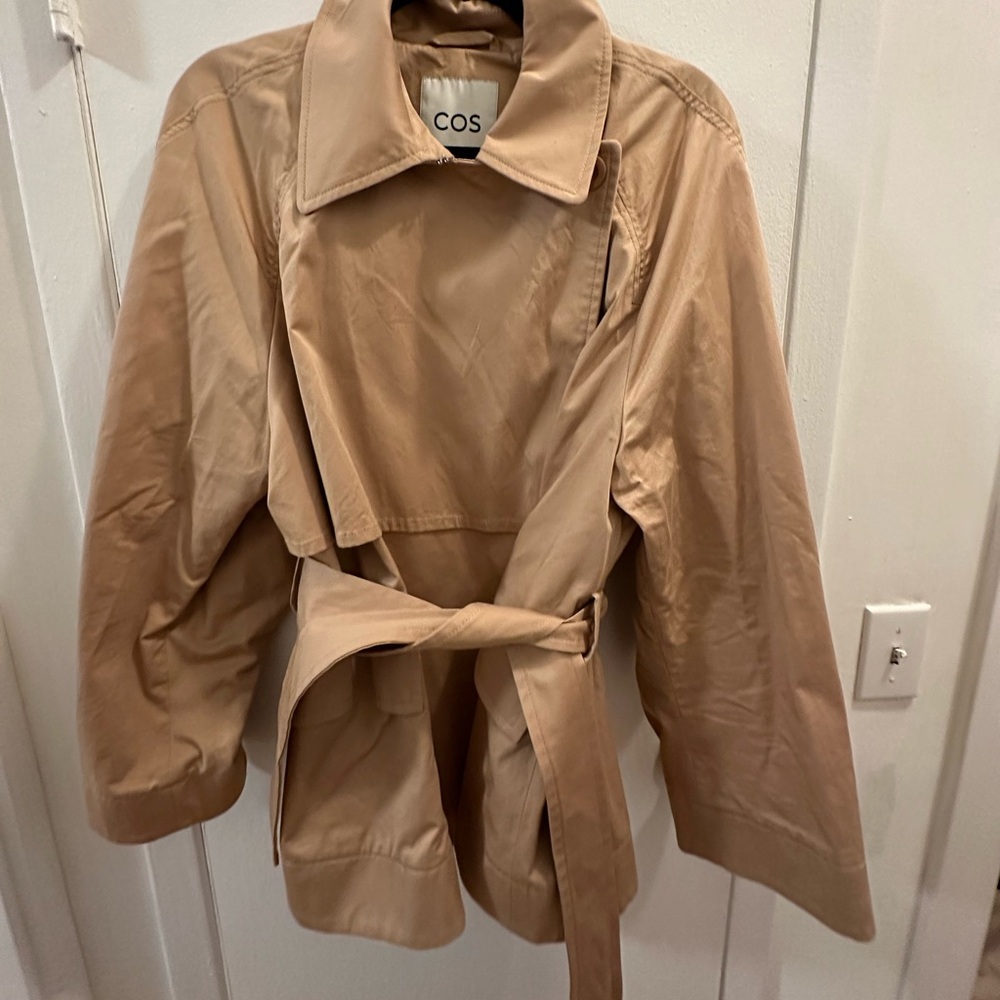 COS jacket
